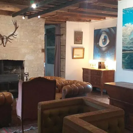 ベッド・アンド・ブレックファスト Renaissance Au Chateau De