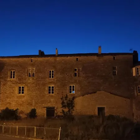 ベッド・アンド・ブレックファスト Renaissance Au Chateau De Champagne-Mouton