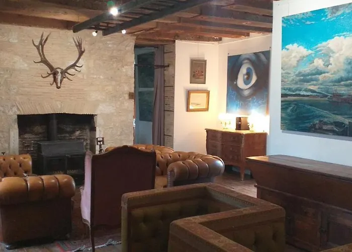 Alojamento de Acomodação e Pequeno-almoço Renaissance Au Château De