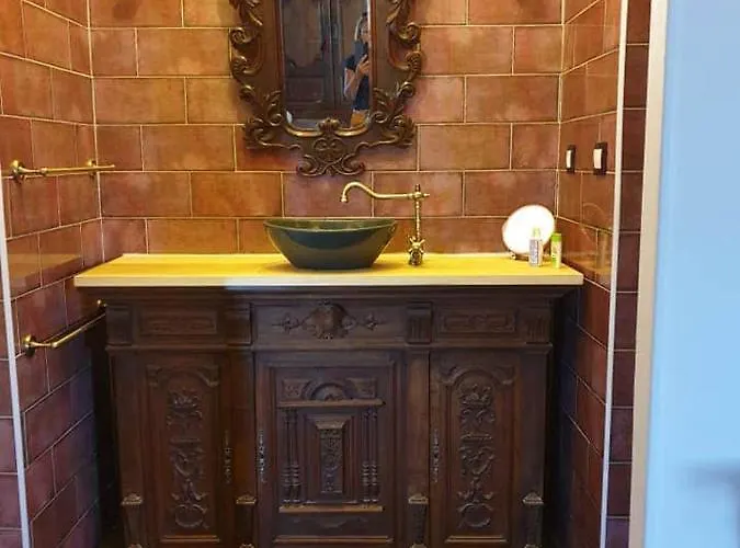 Renaissance Au Château De Alojamento de Acomodação e Pequeno-almoço 3*